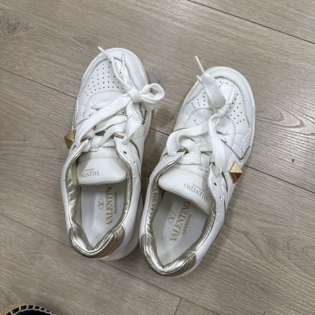 White One Stud Low Top Sneaker