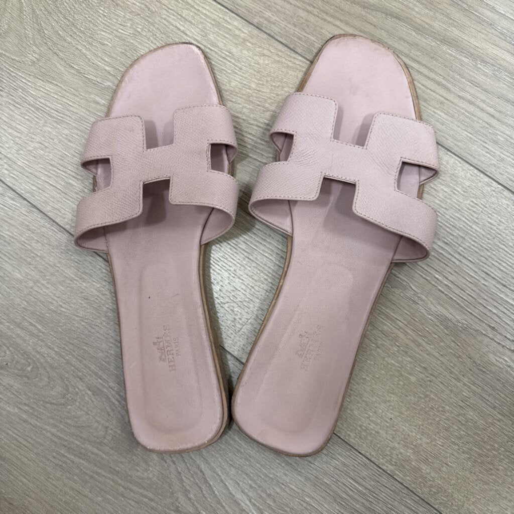 Pink Leather Oran Sandal