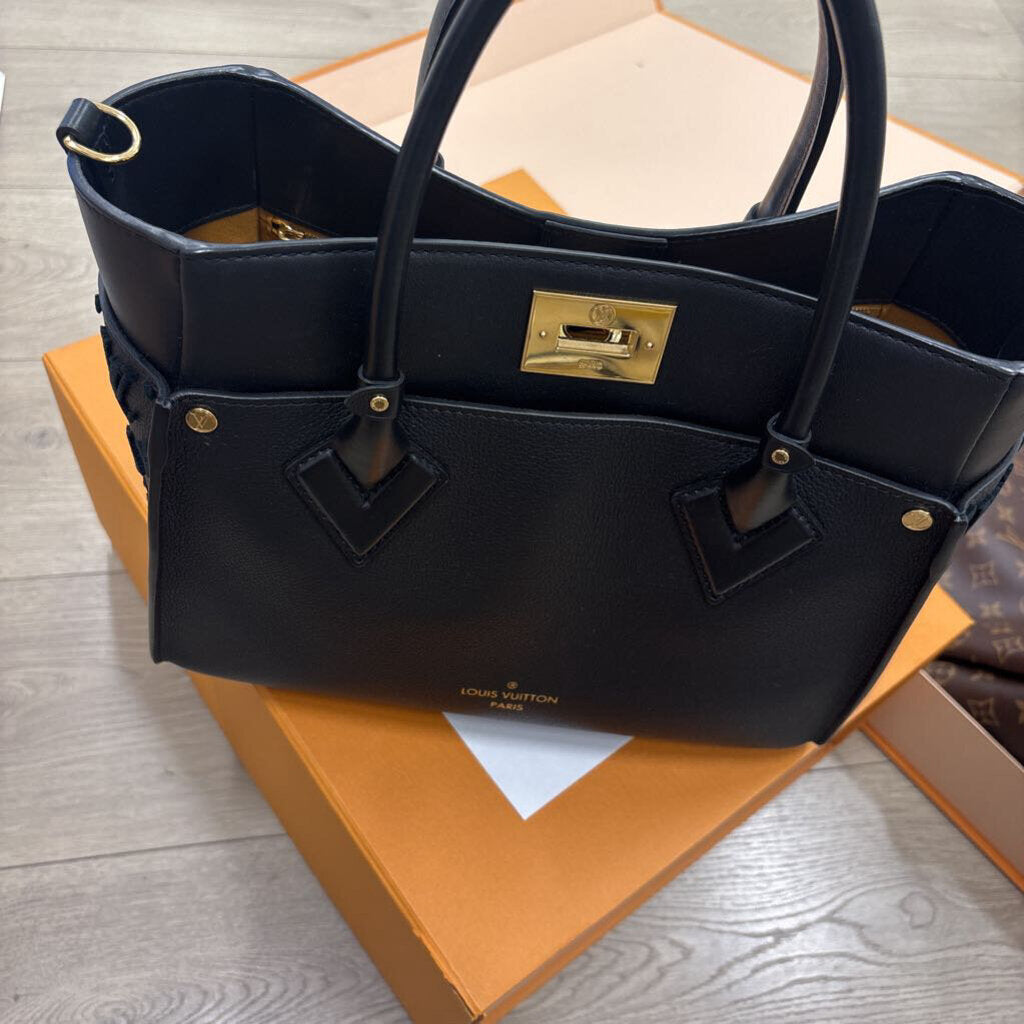 Black Side Monogram MM Bag