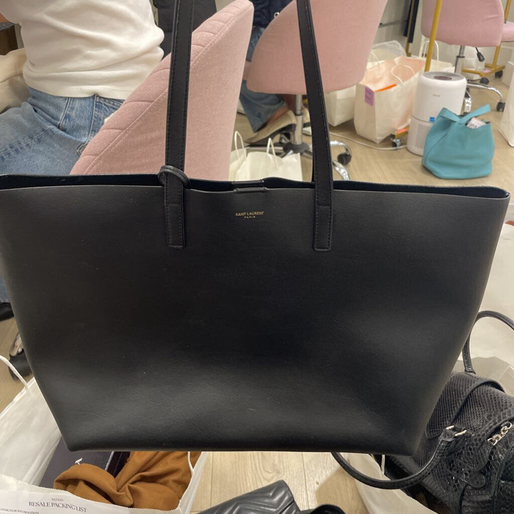 Black Leather East West Shopping Tote (est 1400)