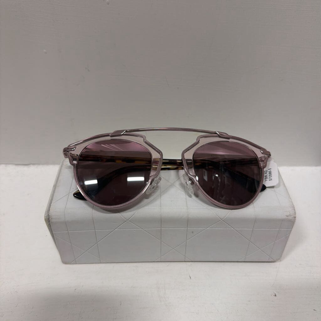 Pink Wire Sunglasses (Case)