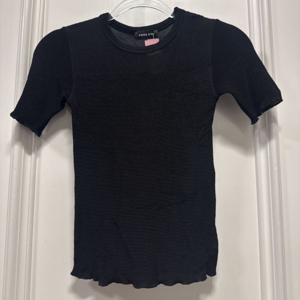 Black Viscose Textured SS Top