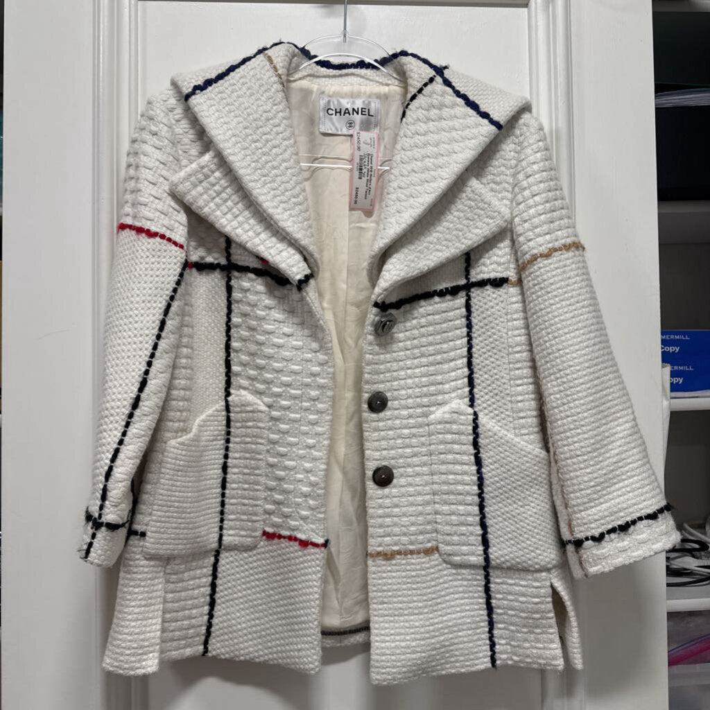 2018 Metiers d'Art Runway White Wool Tweed Jacket
