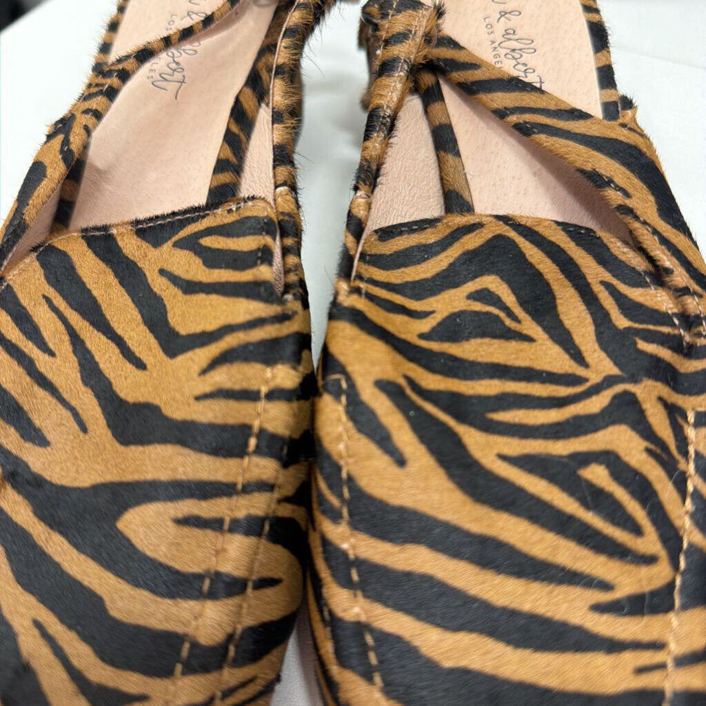 Gini & Albert Brown Animal Print Haircalf Slingback