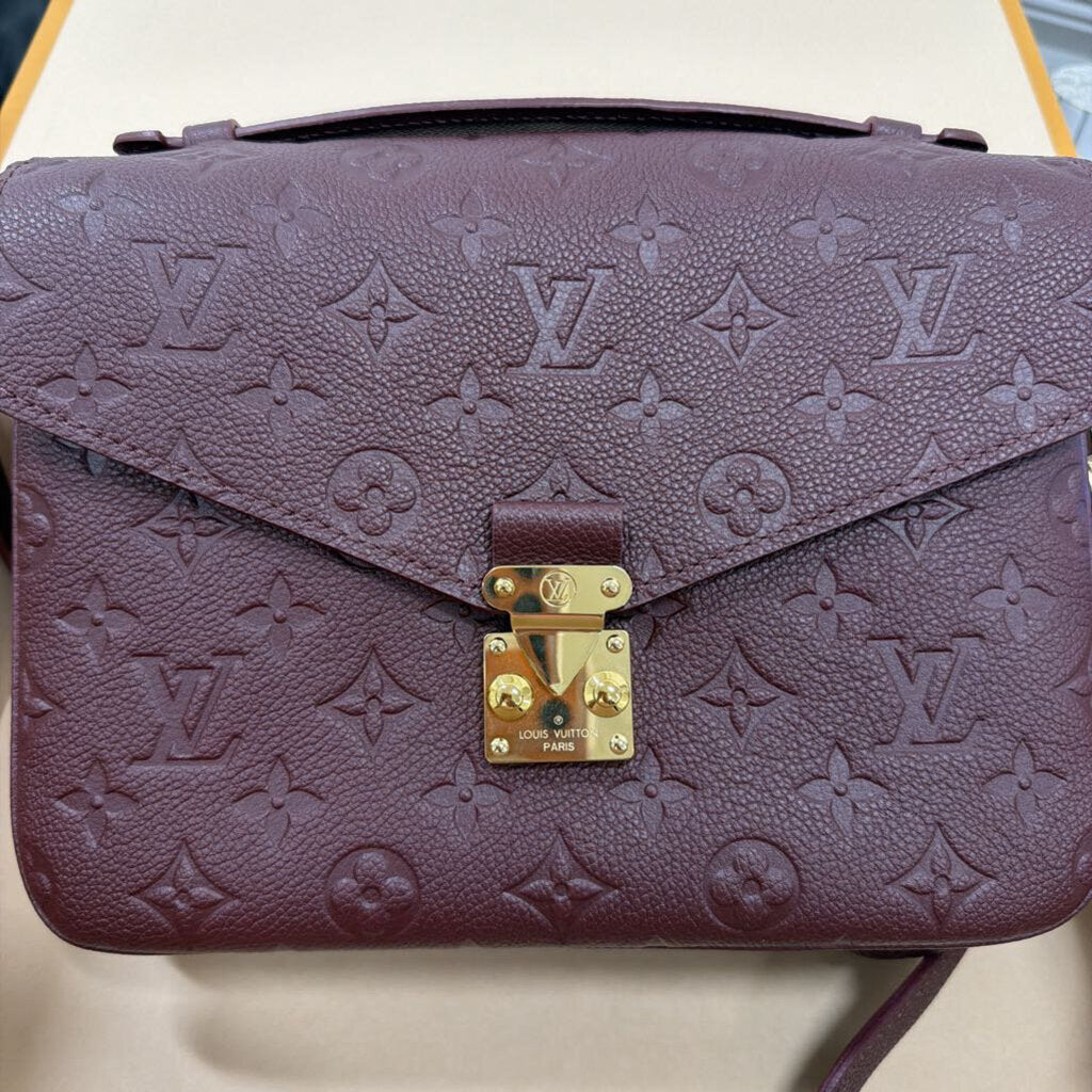 Burgundy LV Monogram Pochette Métis Handbag w/ box