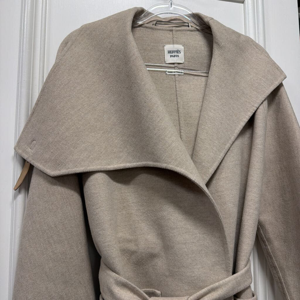 Beige Cashmere Belted Coat (NWT 9800)