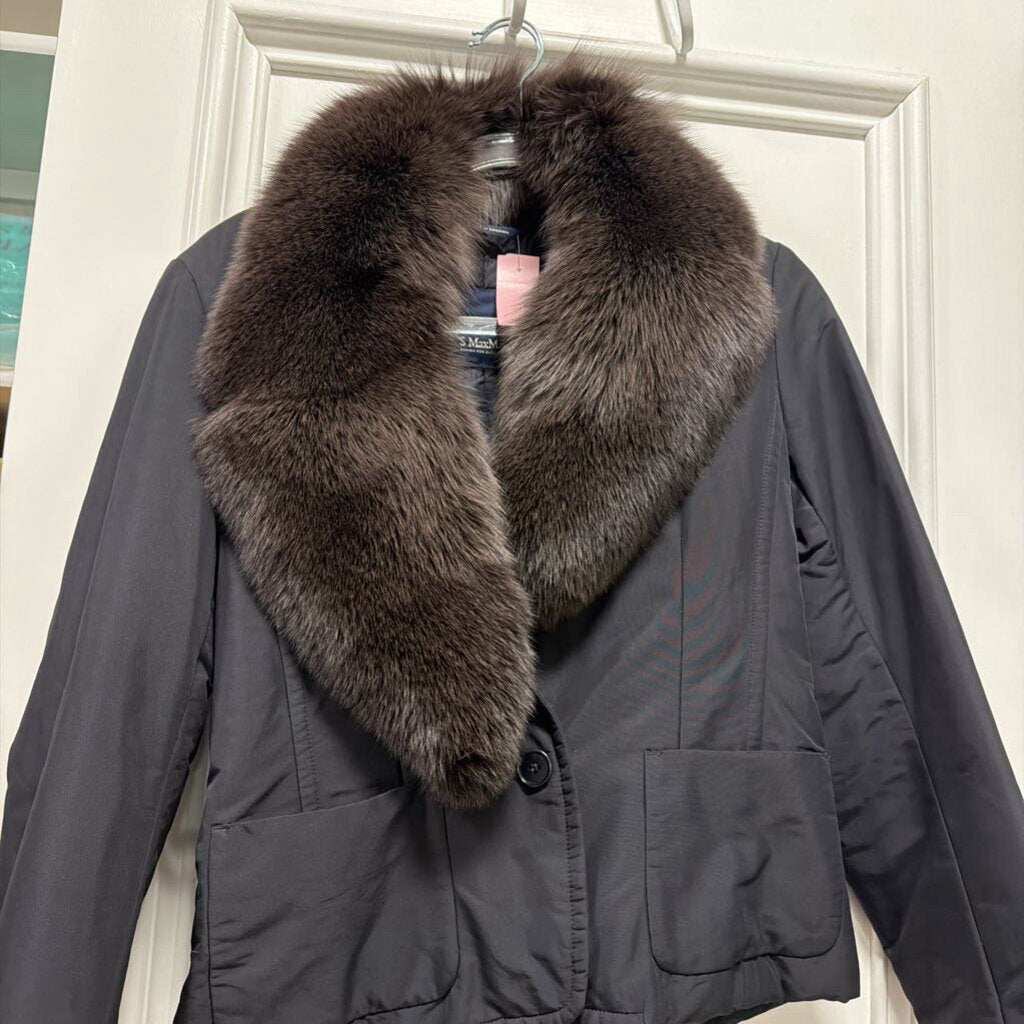 Black Insulated Jacket w/ Fur Lining