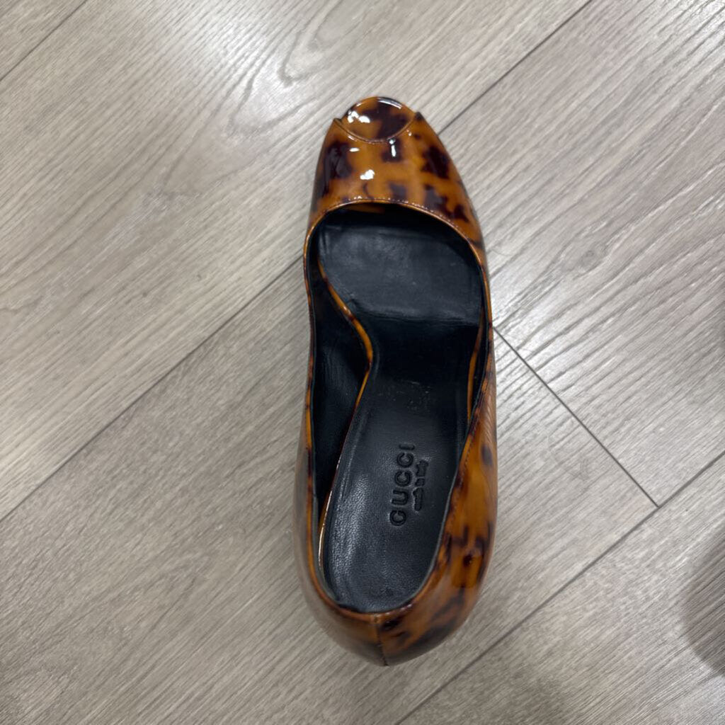 Brown Leopard Print Patent Wedges