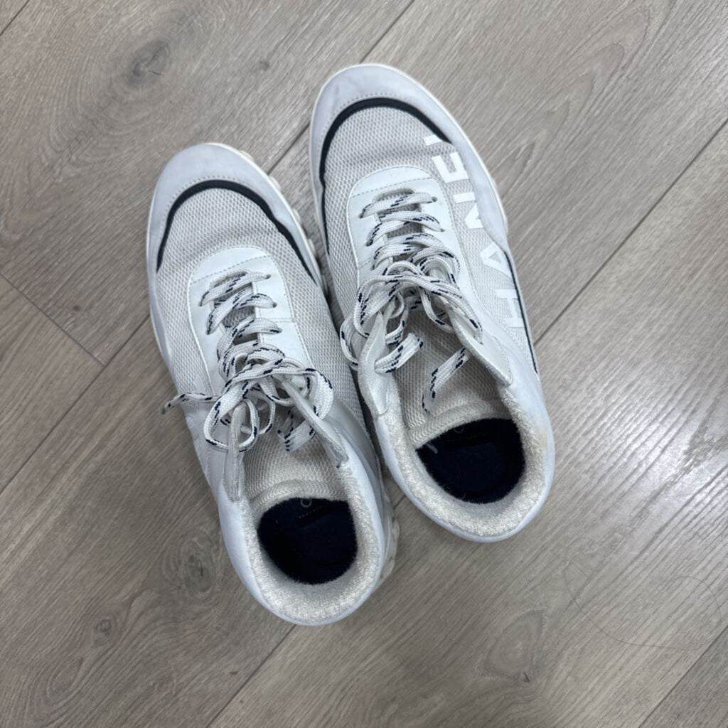 White Mesh Sneakers (as is)