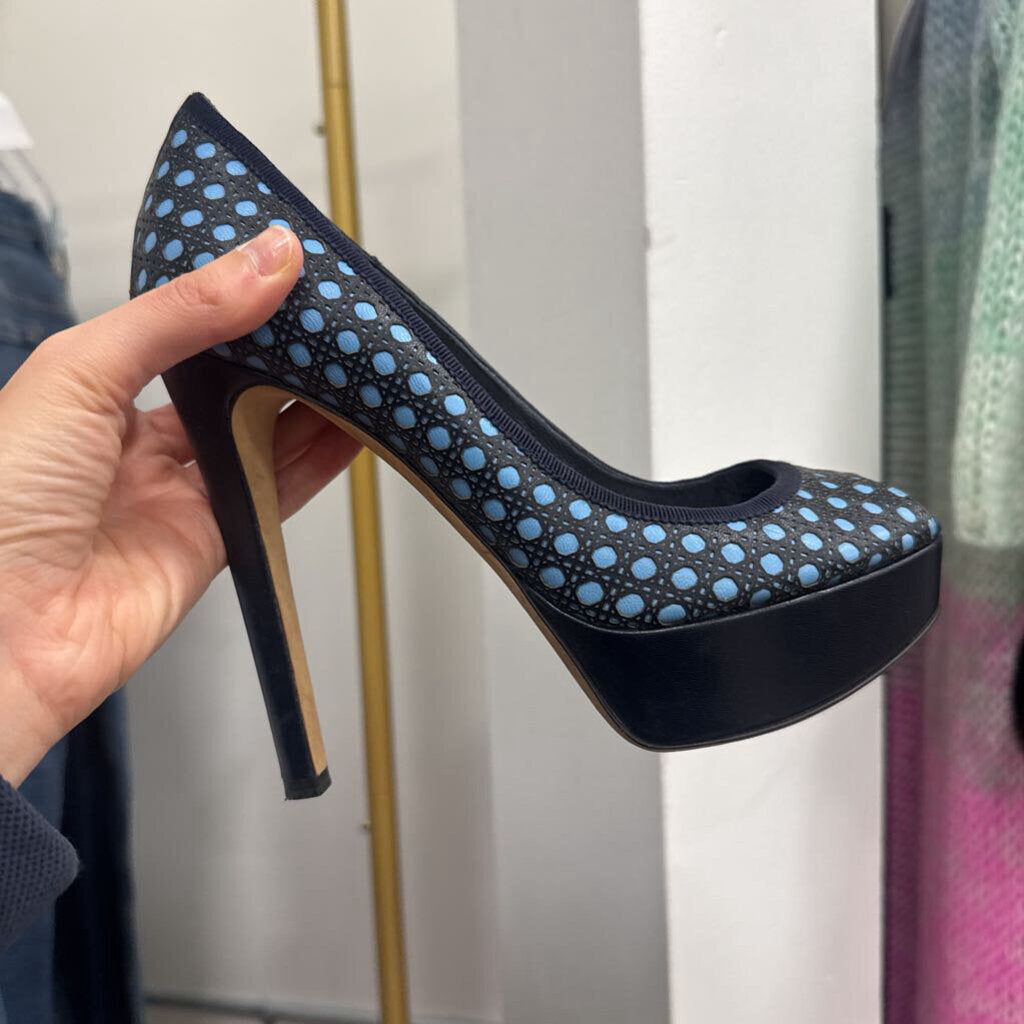 Navy Leather Cannage Pumps