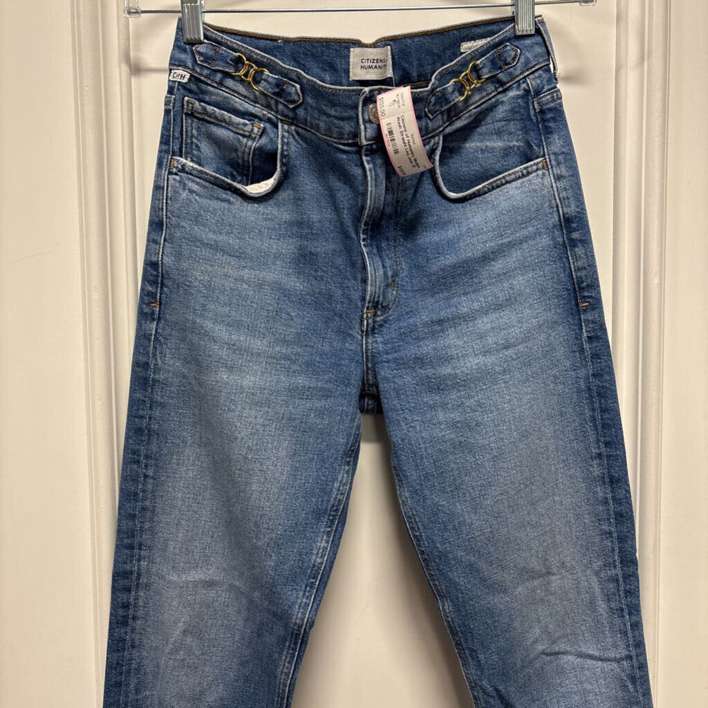 Medium Wash Straight Leg Jean