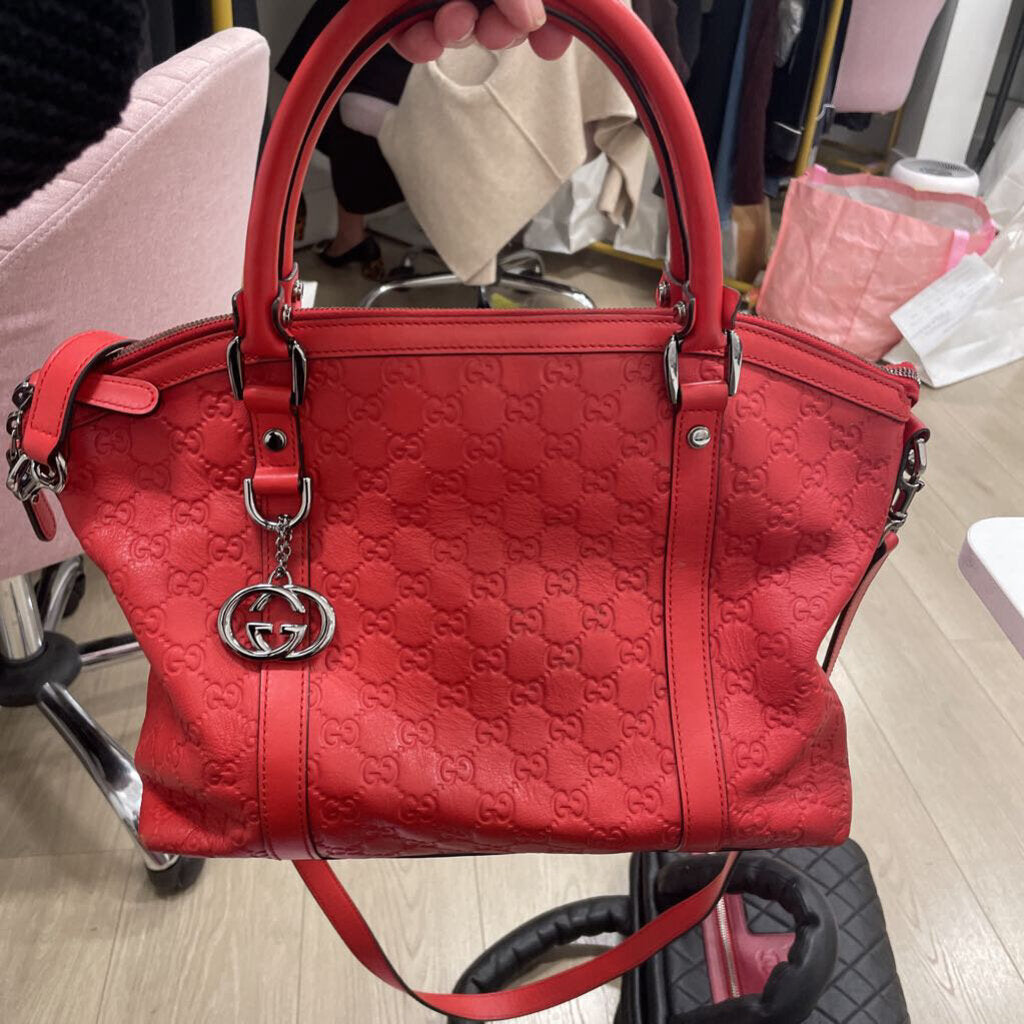 Red Guccissima Leather Handbag (corner wear)