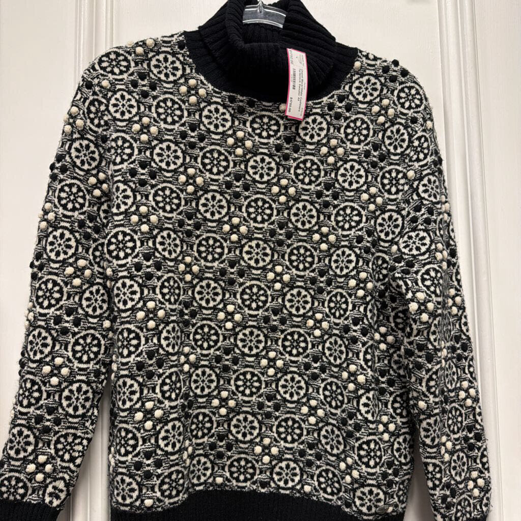Black/White Cashmere Turtleneck Sweater