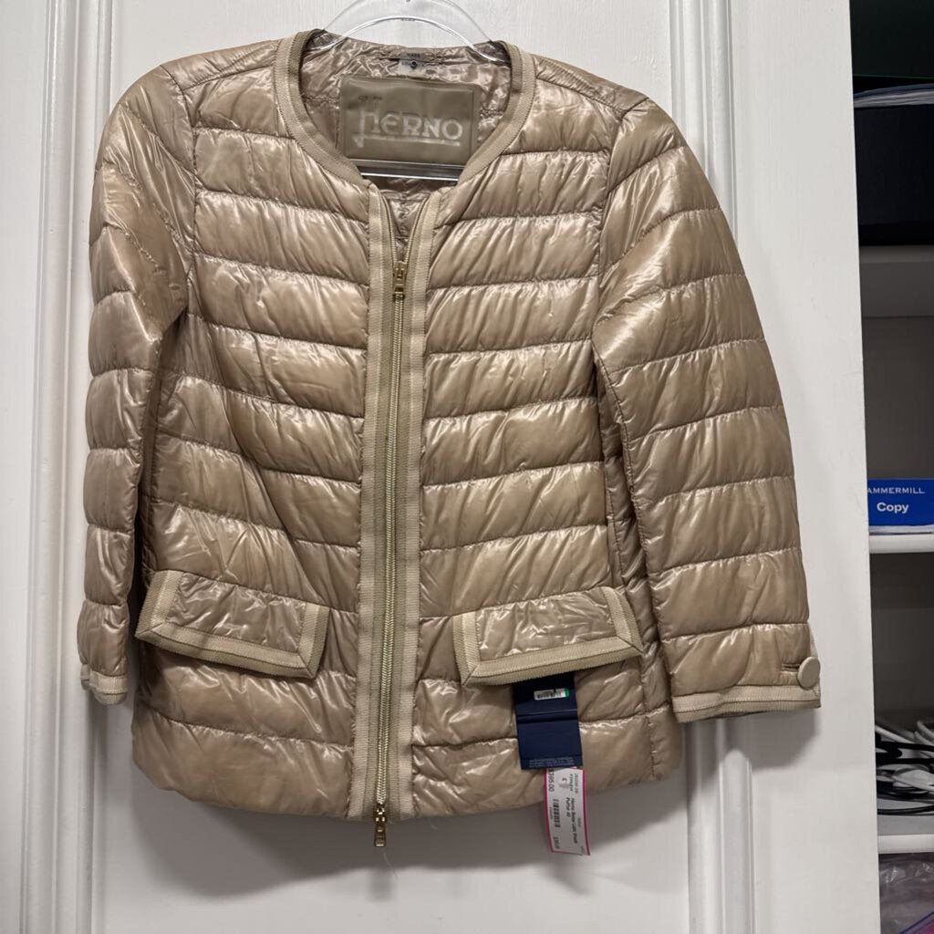 Beige Light Weigth Puffer