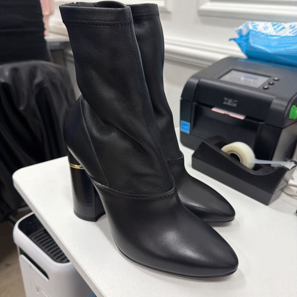 Black Leather Ankle Heel Boots (37.5) (NEW)