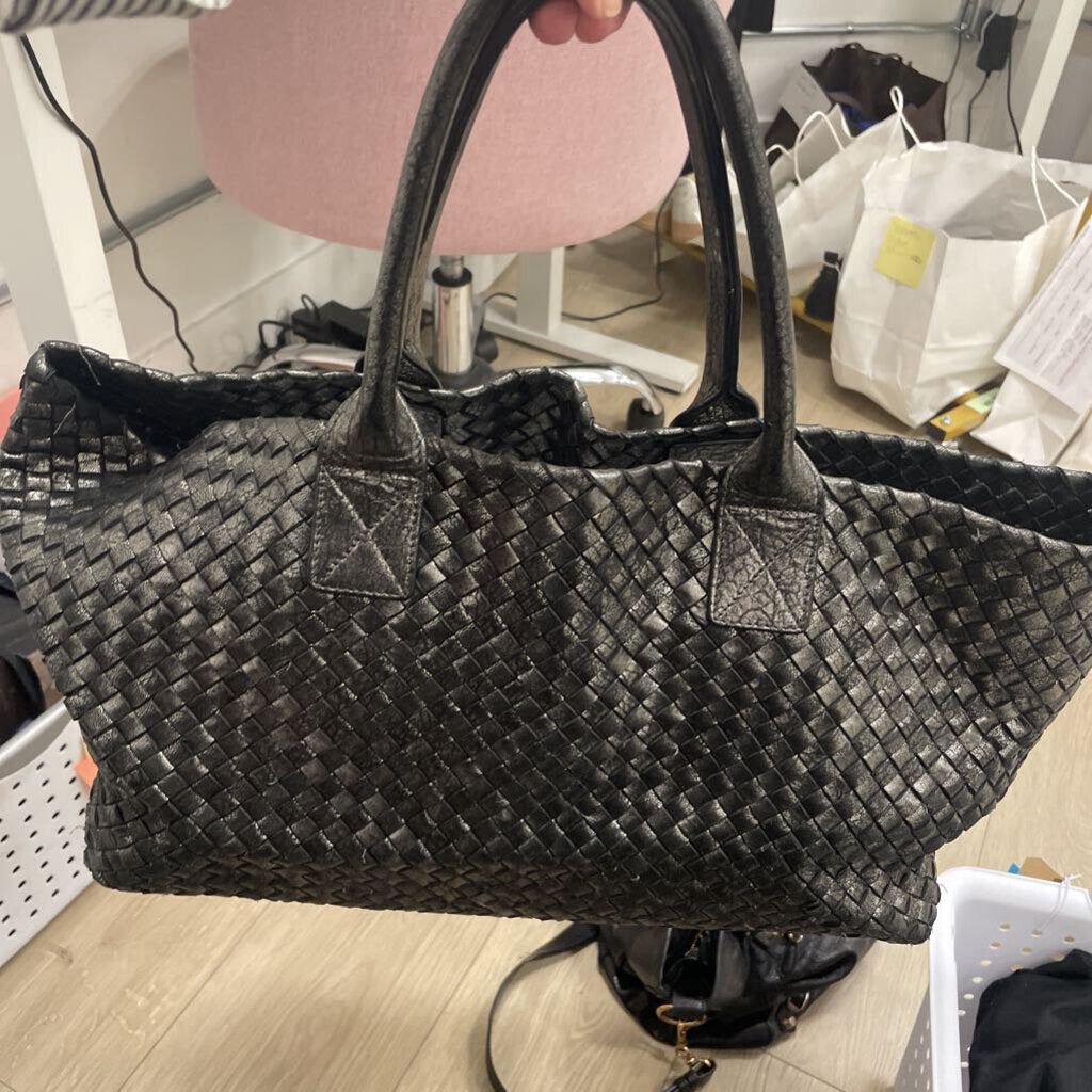 Gunmetal Metallic Cabat Leather Tote