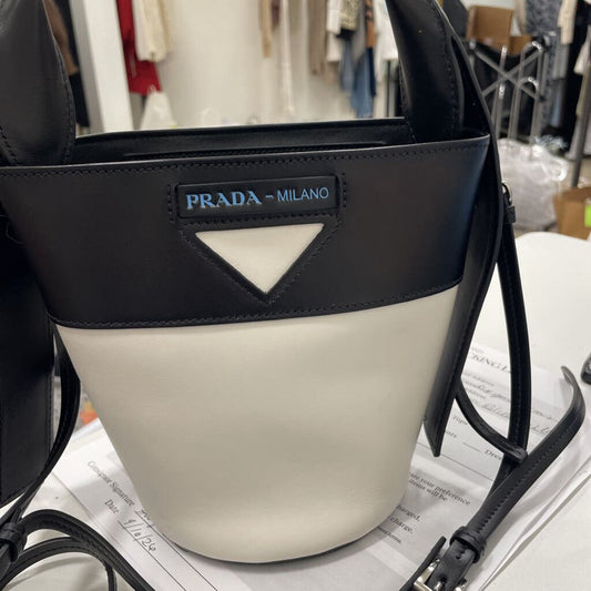 Black/White Ouverture Bucket Bag(est 1550)