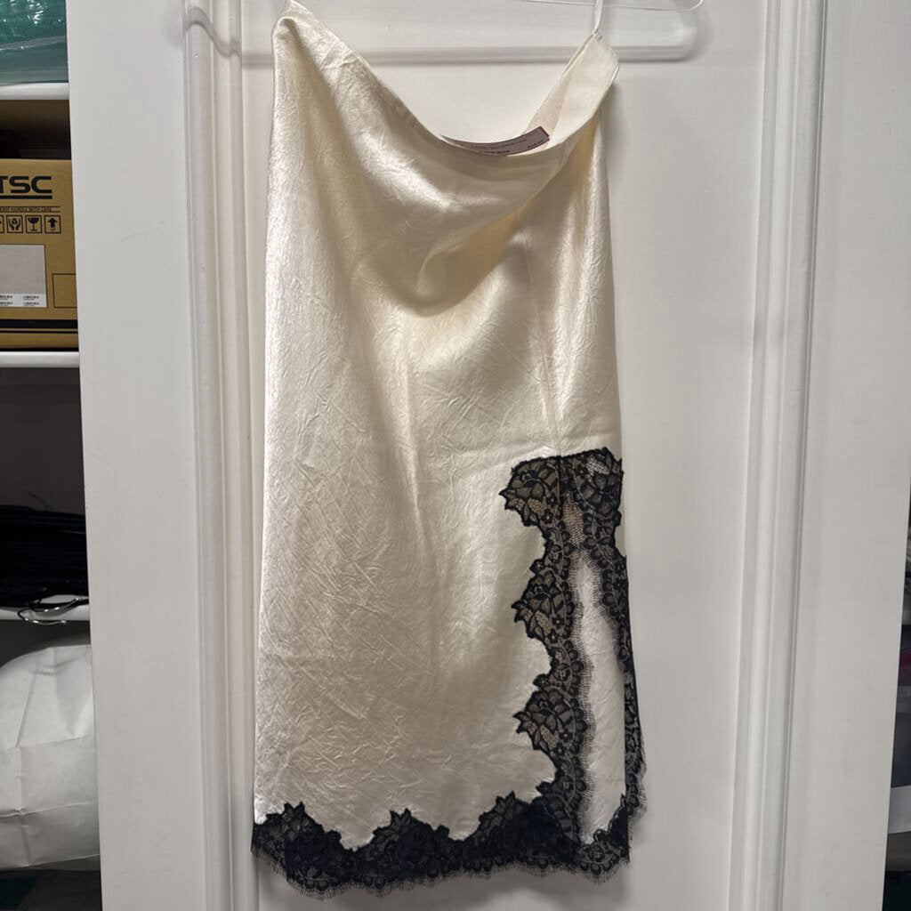 Cream/Black Lace Trim Slip Skirt