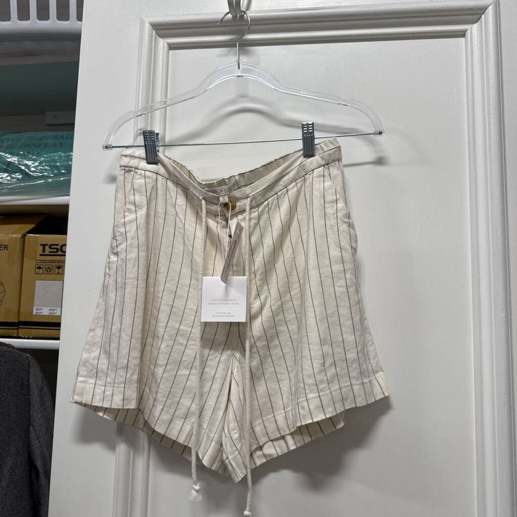 Cream/Black Stripe Linen/Rayon Short (NWT)