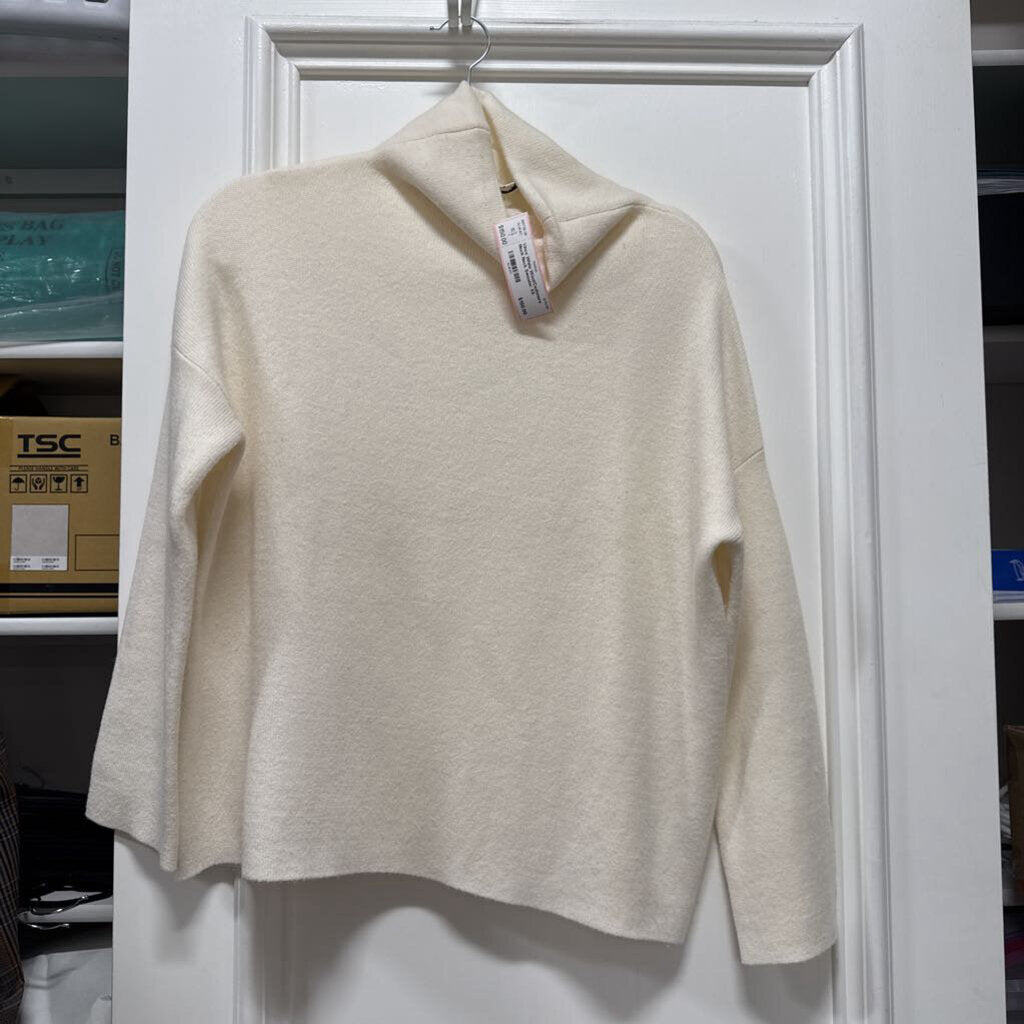 White Wool/Cashmere Mock Neck Sweater