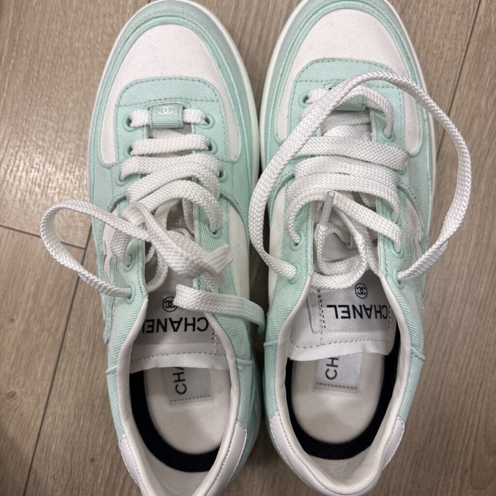 Mint/White Canvas/Leather Sneaker