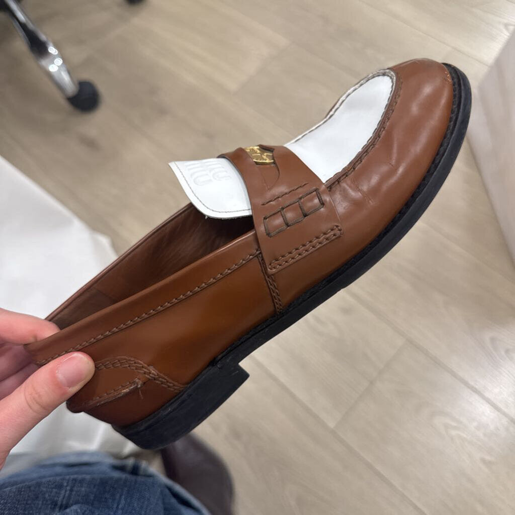 Brown/White Leather Penny Loafer (as is-scuffed)
