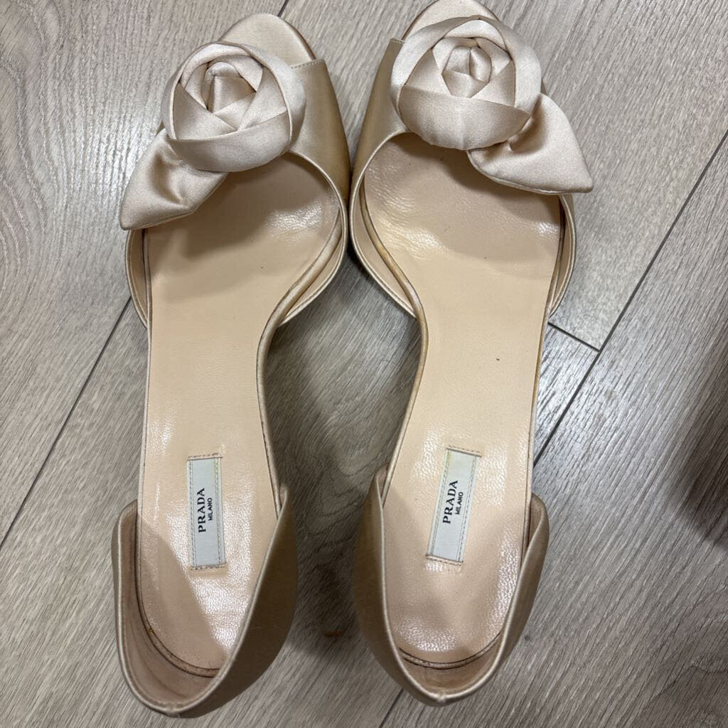 Champagne Satin Rose Peep Toe Pump