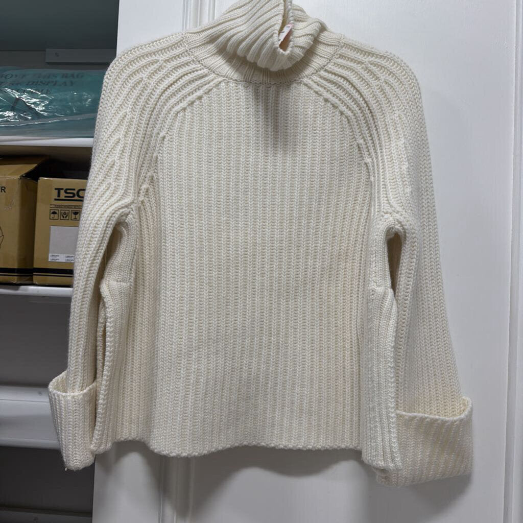White Cashmere Turtleneck Sweater