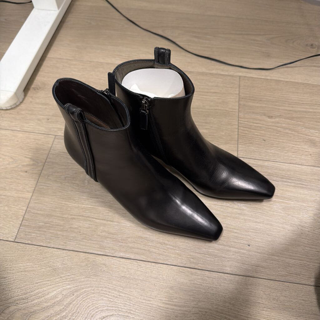 Black Leather Boots