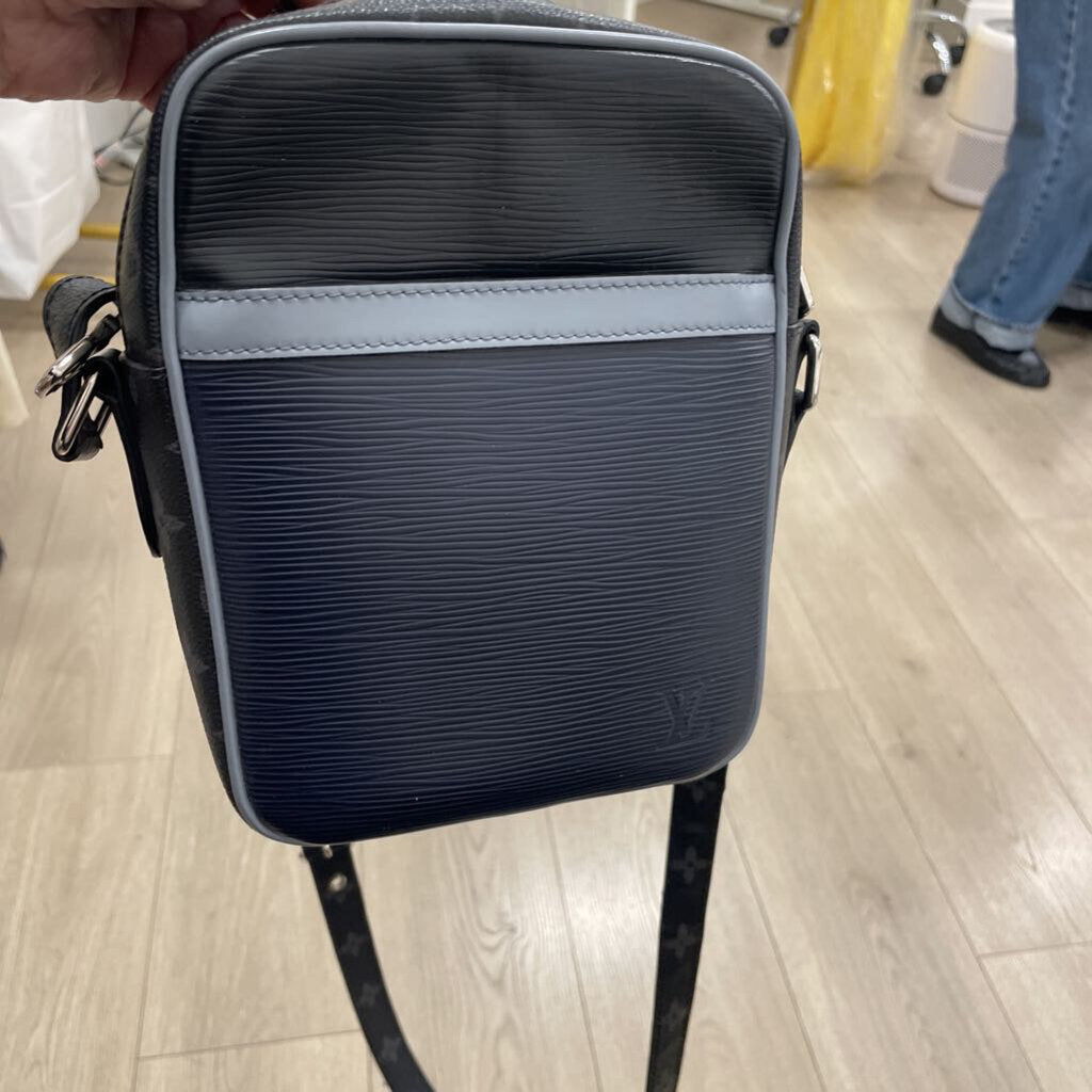 Epi Monogram Danube PM