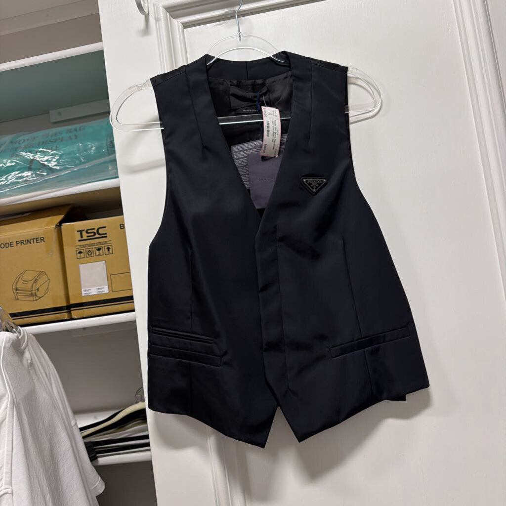 2021 Black Polyamide Logo Vest (NWT)