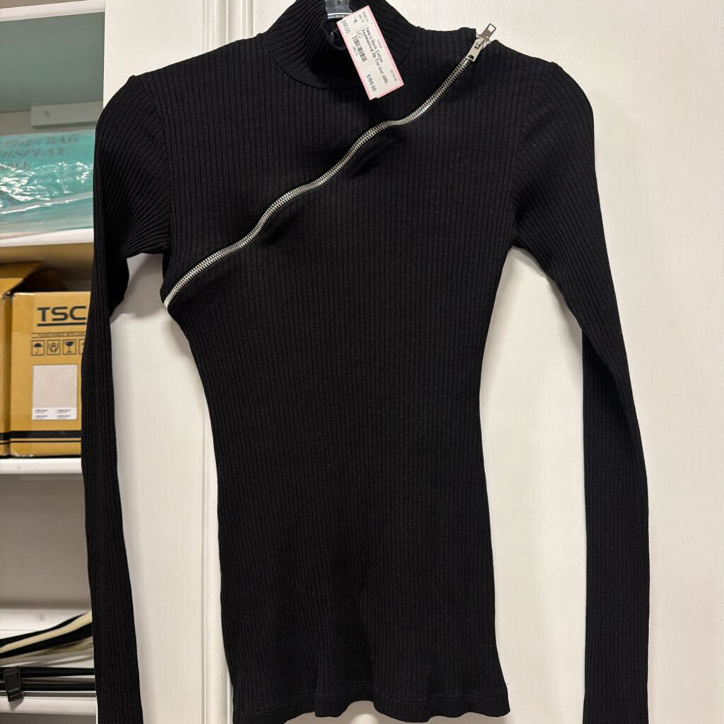 Black Cotton Asymmetrical Zip Top (est 405)