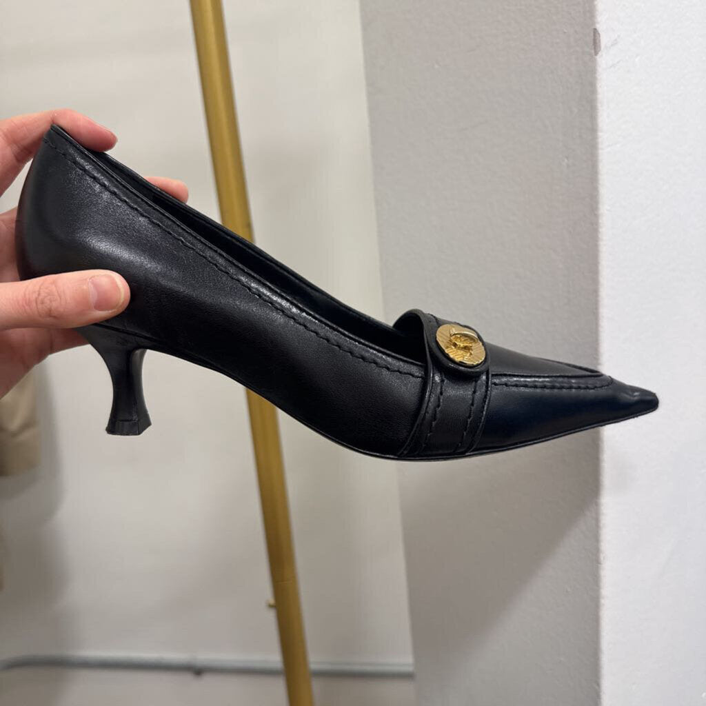 Black Leather Pumps w/ Turnlock Detail