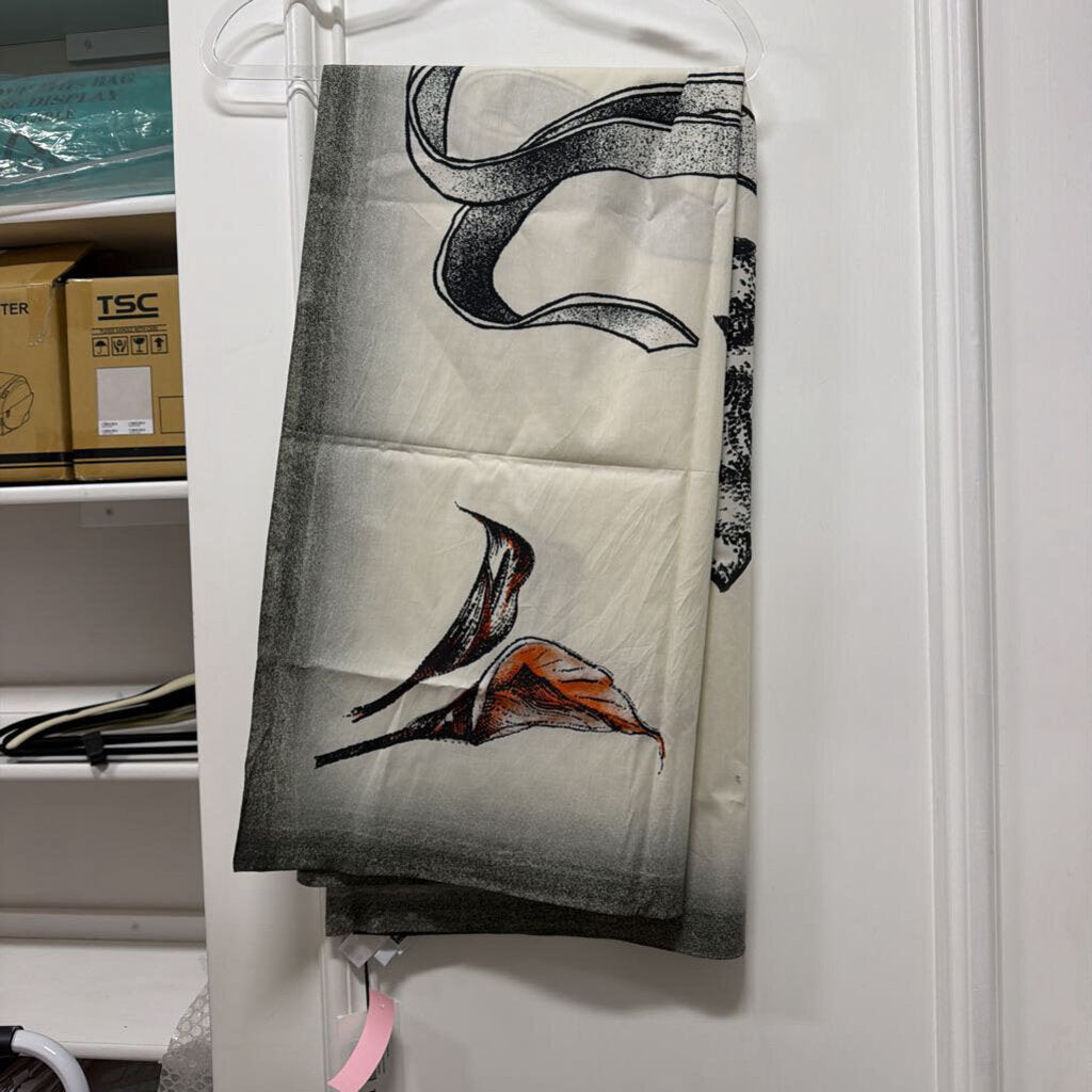 2025 Black/Grey Cotton Scarf (NWT)