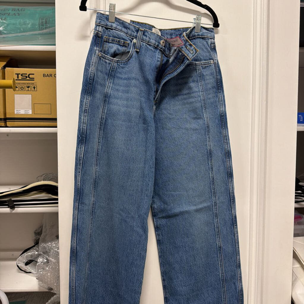 Medium Wash High Rise Baggy Jeans (NWT)