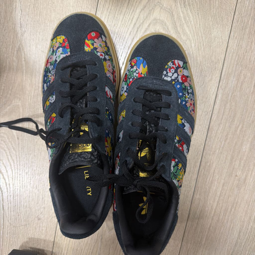 Addidas Colab