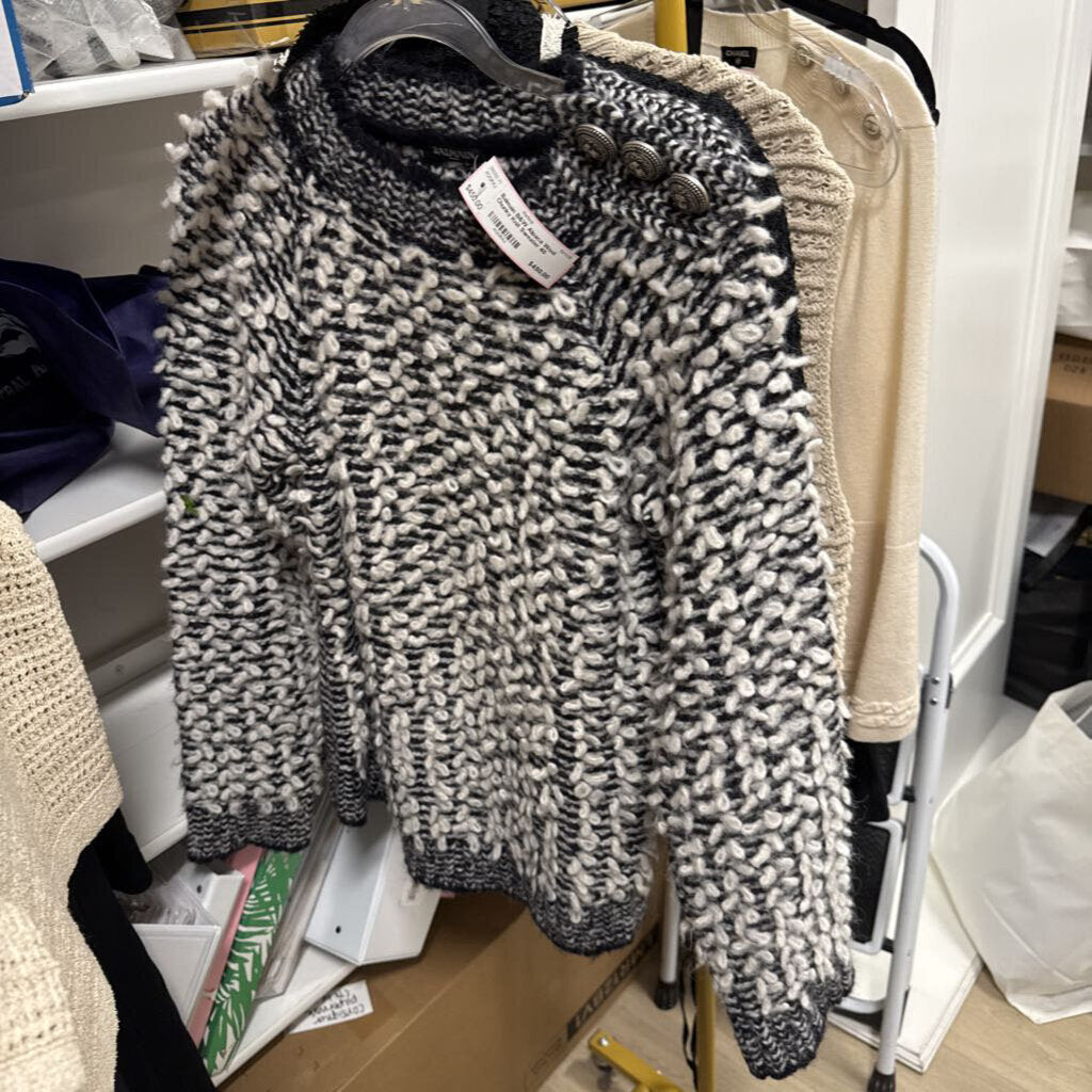 B&W Alpaca Wool Chunky Knit Sweater