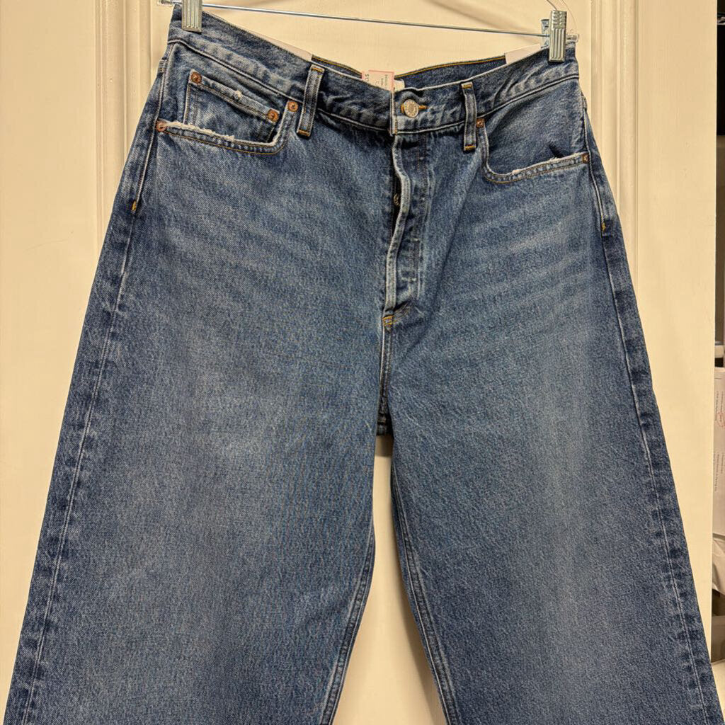 Medium Wash Wide Leg Jean