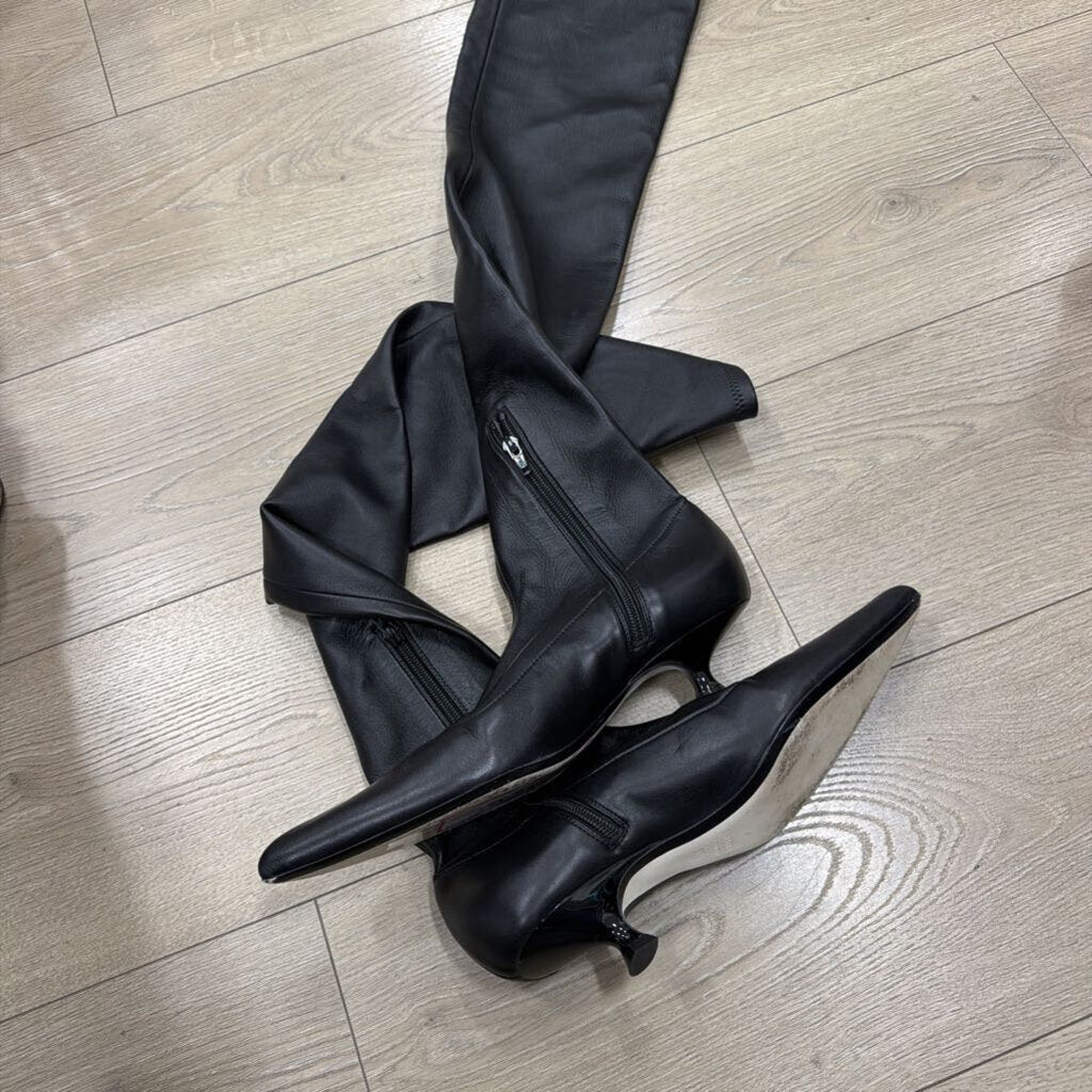 Black Leather Kitten Heel Over Knee(2400)