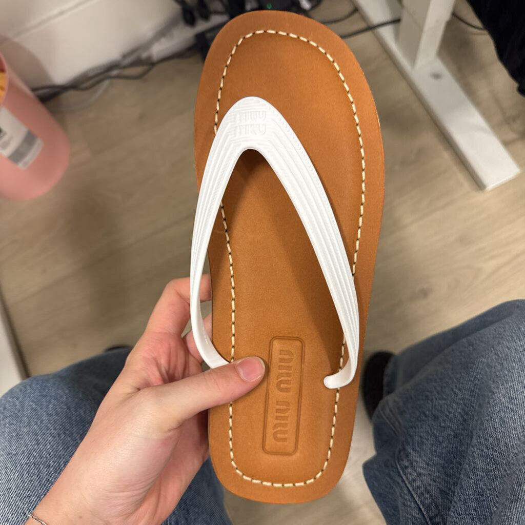White/Brown Thong Sandal (795)