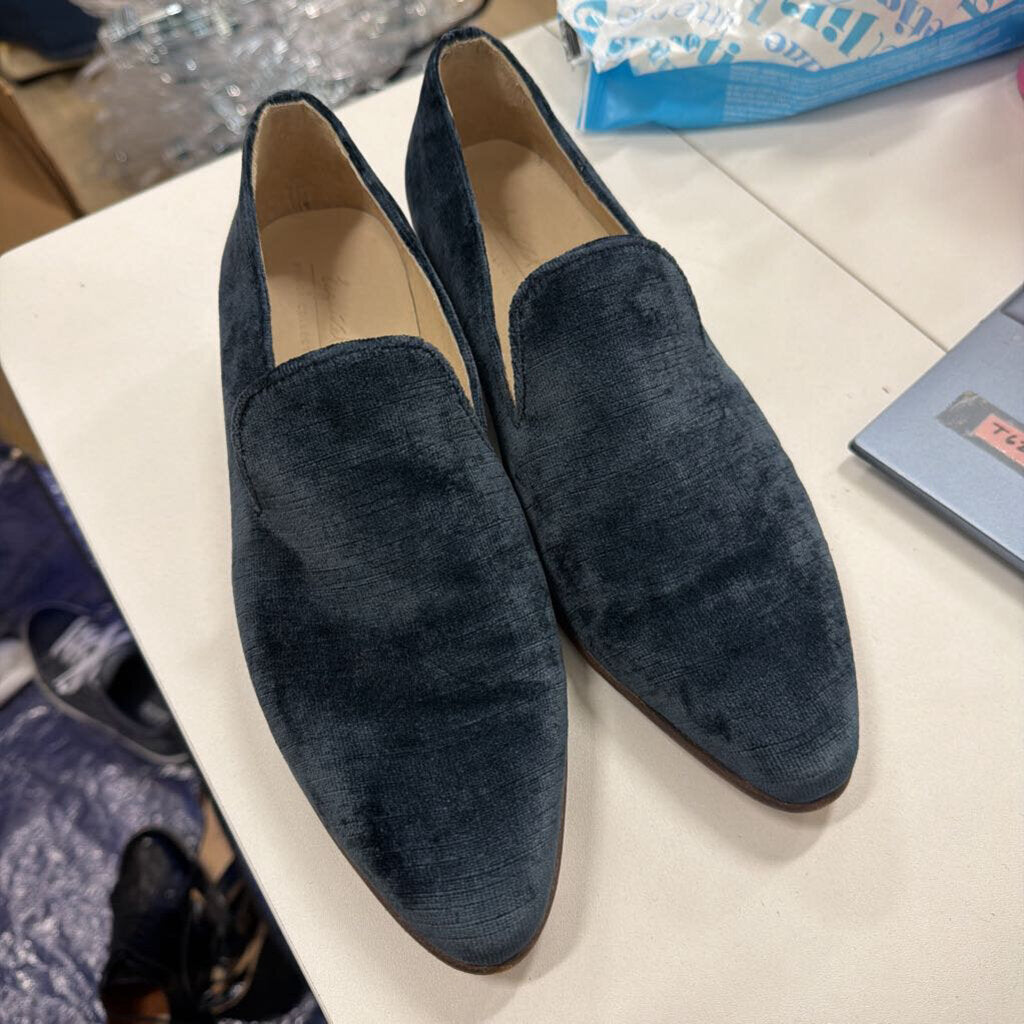 Blue Velvet Point Toe Loafers (8)