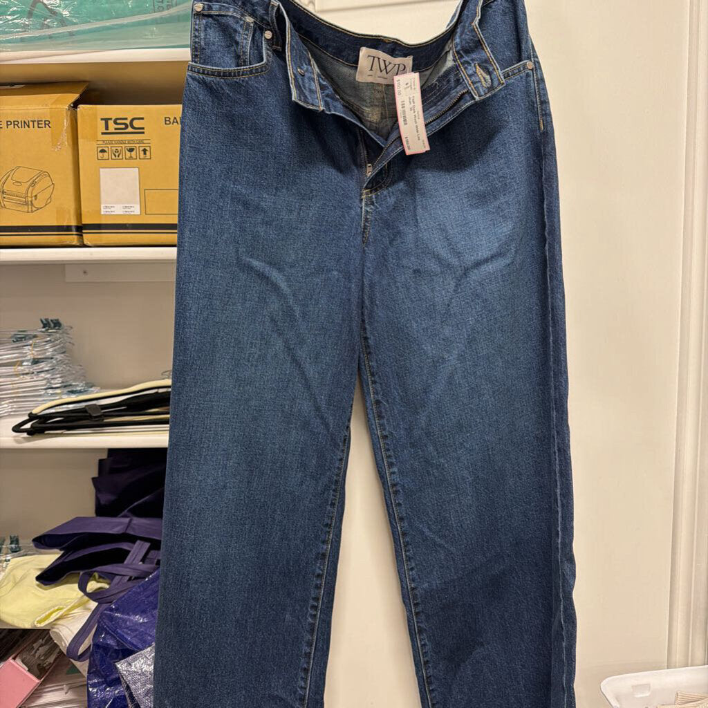 Dark Wash Wide Leg Jean
