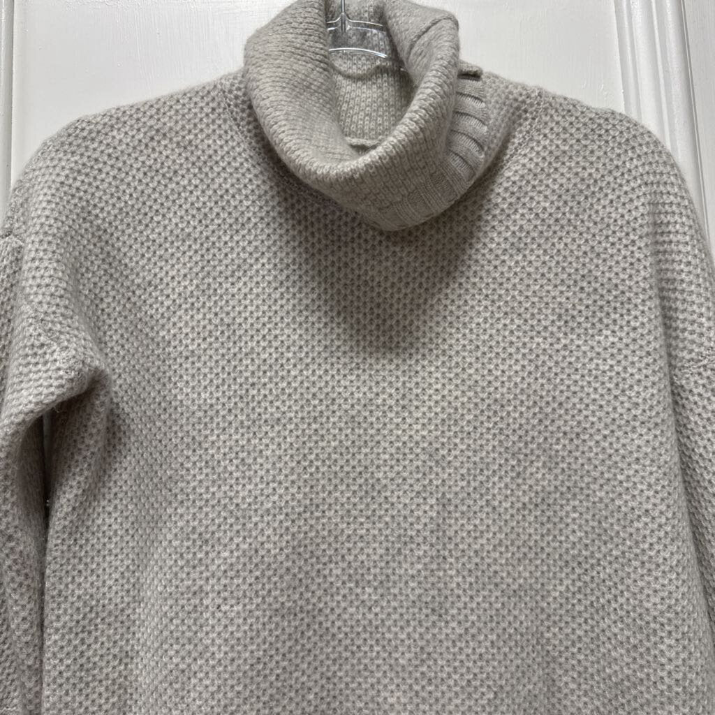 Gray Cashmere Turtleneck Sweater