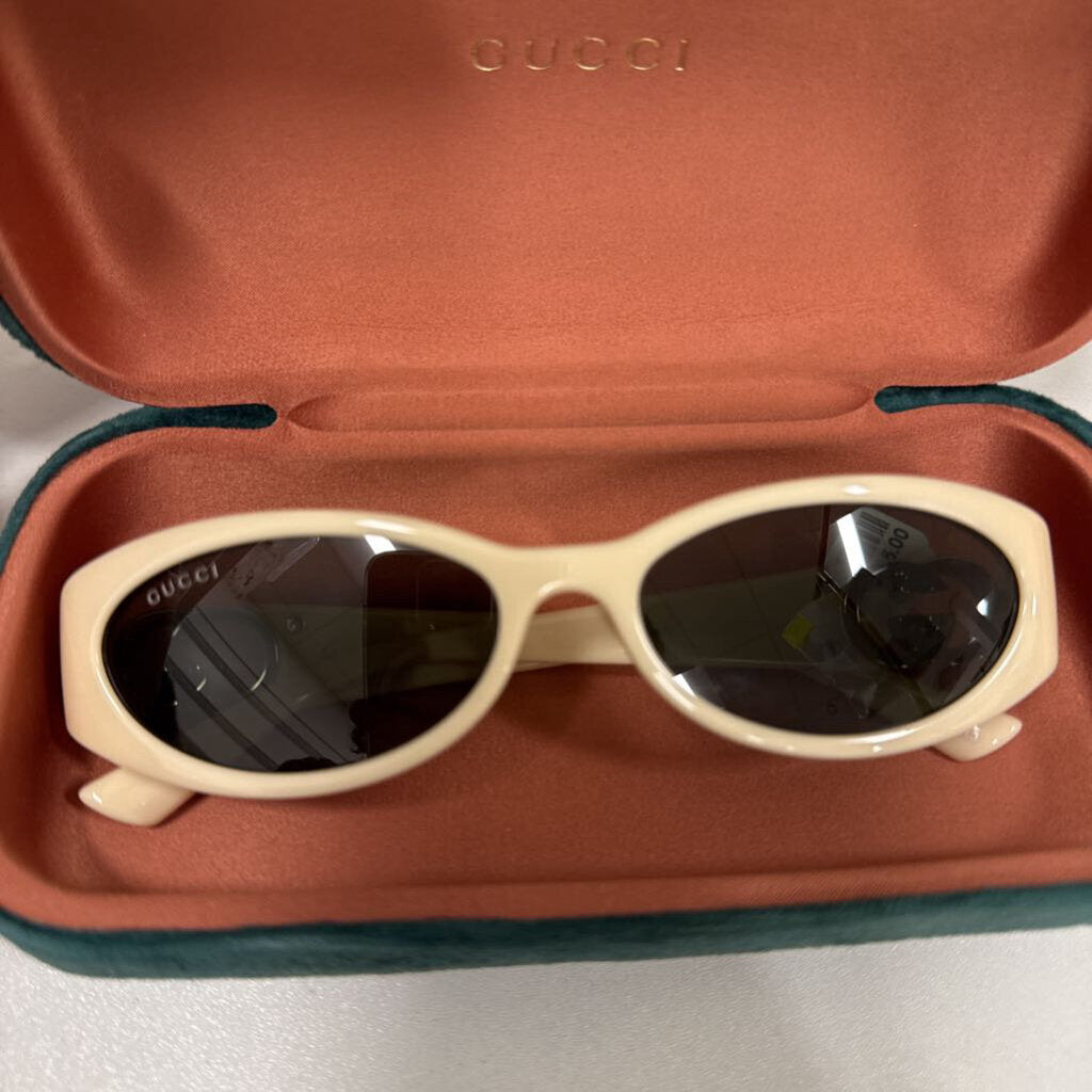 Cream Oval Sunglasses w/ Case