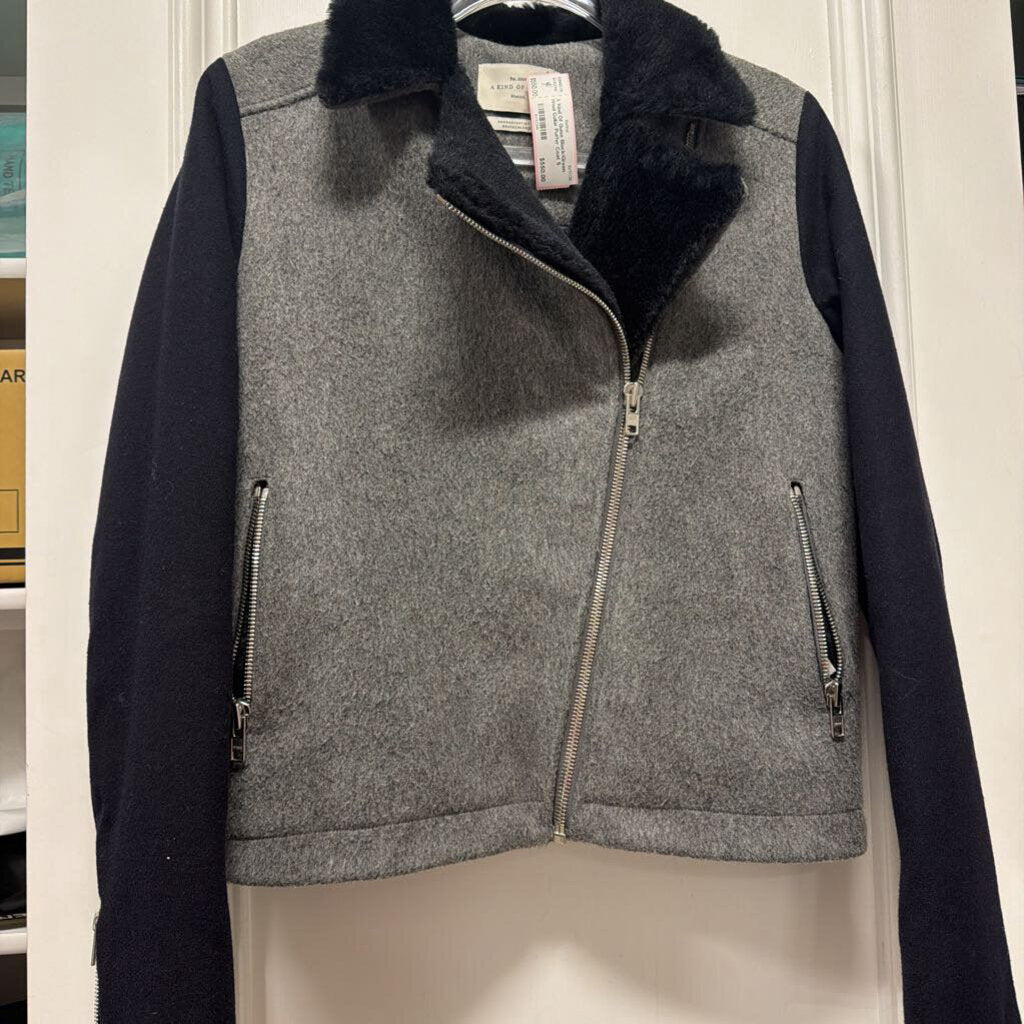 Black/Green Wool Collar Puffer Coat