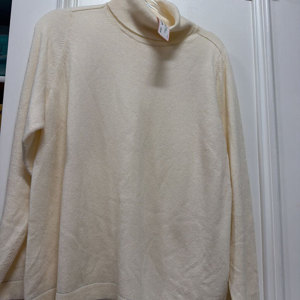 Cream Wool/Cashmere Turtleneck Sweater