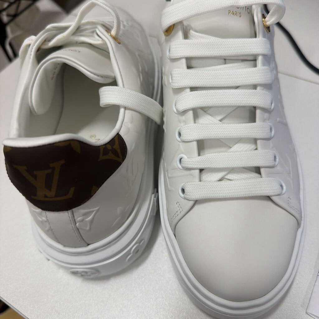 Whtie Leather Monogram Sneakers, 39