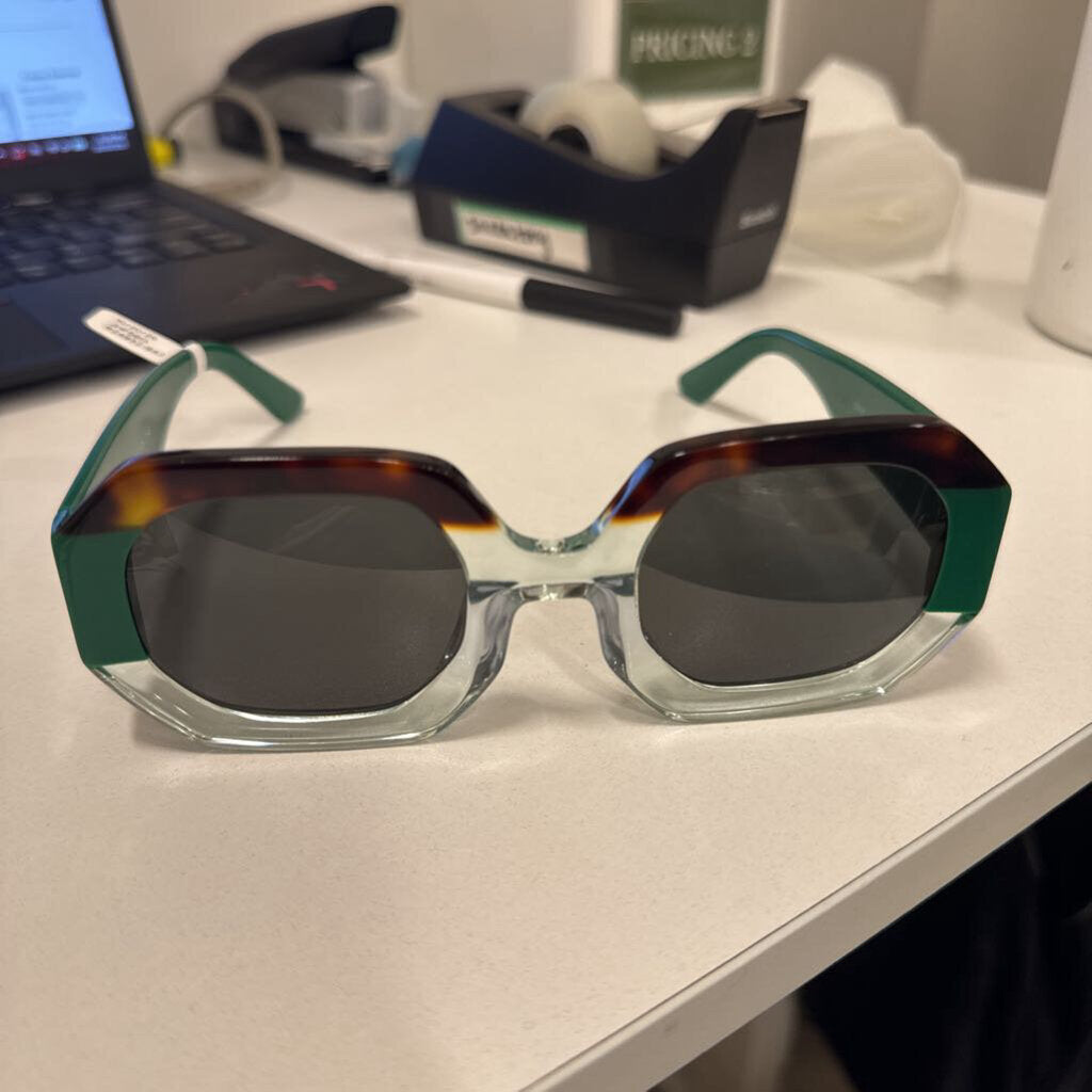Mr. Boho Green/Tortoise Octagonal Sunglasses