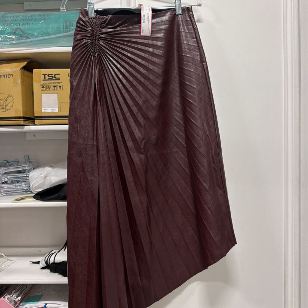 Burgundy Faux Leather Pleated Skirt
