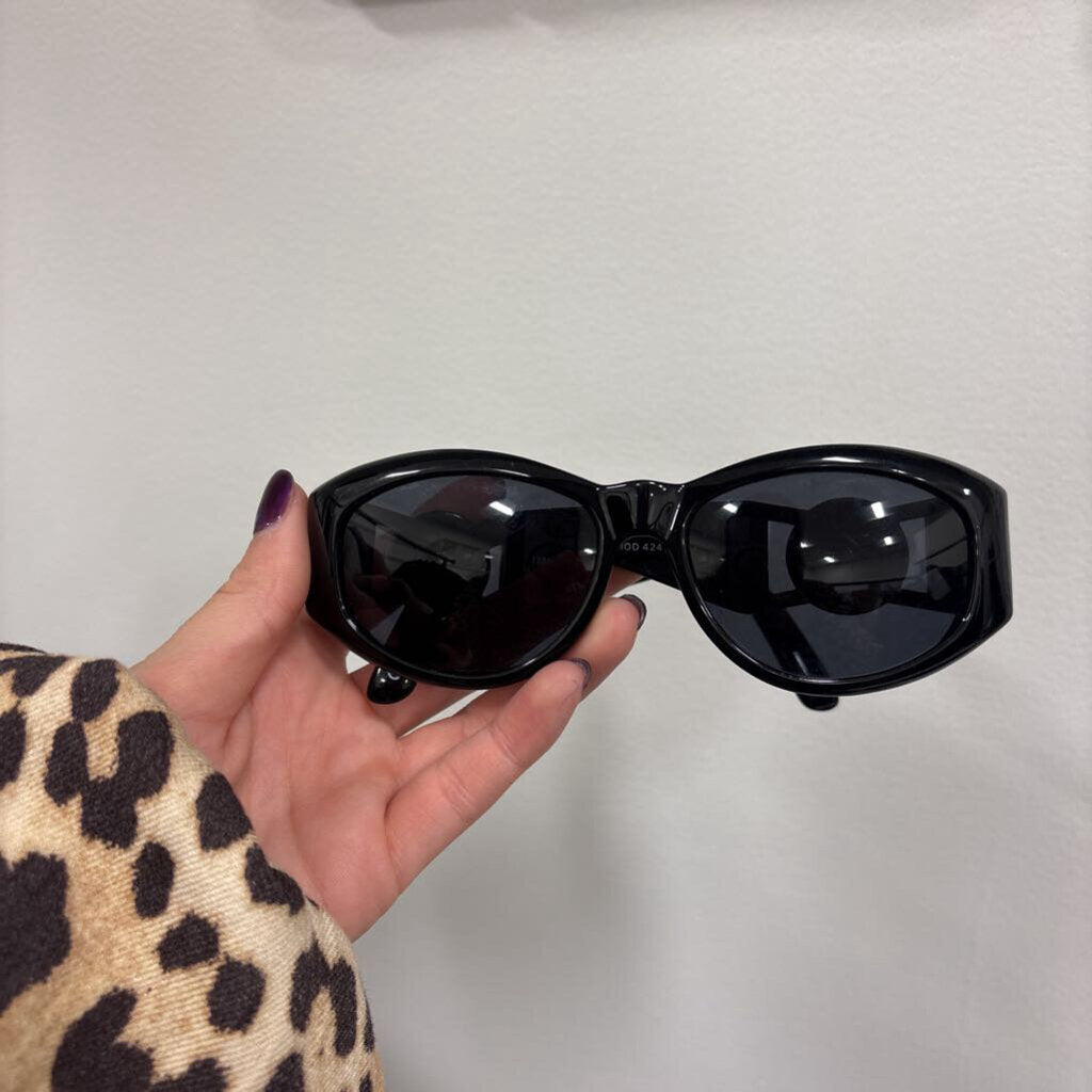 Black Circle Sunglasses